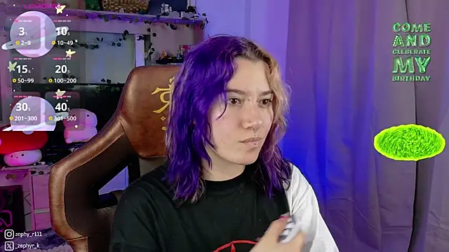 Snapshot of _zephyr_ chatting on February 21, 4:51 am zephyr online show from February 21, 4:51 am