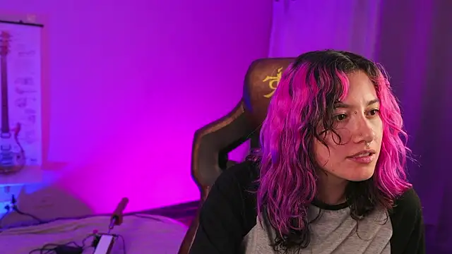  zephyr  online show from February 19, 3:47 am