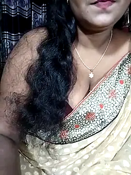 Snapshot of YERY_HOT chatting on October 13, 7:15 pm YERY HOT online show from October 13, 7:15 pm