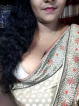 Snapshot of YERY_HOT chatting on October 9, 5:35 pm YERY HOT online show from October 9, 5:35 pm