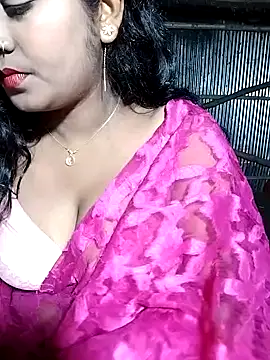 Snapshot of YERY_HOT chatting on February 11, 8:20 pm YERY HOT online show from February 11, 8:20 pm