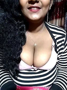 Snapshot of YERY_HOT chatting on March 7, 9:48 pm YERY HOT online show from March 7, 9:48 pm