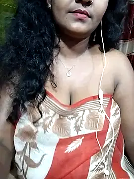 Snapshot of YERY_HOT chatting on March 8, 9:18 pm YERY HOT online show from March 8, 9:18 pm
