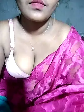 Snapshot of YERY_HOT chatting on February 19, 7:48 pm YERY HOT online show from February 19, 7:48 pm