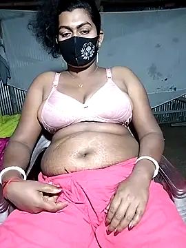 Snapshot of YERY_HOT chatting on February 23, 8:11 pm YERY HOT online show from February 23, 8:11 pm