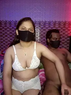 Snapshot of Hot_Nila chatting on June 24, 5:44 pm Hot Nila online show from June 24, 5:44 pm