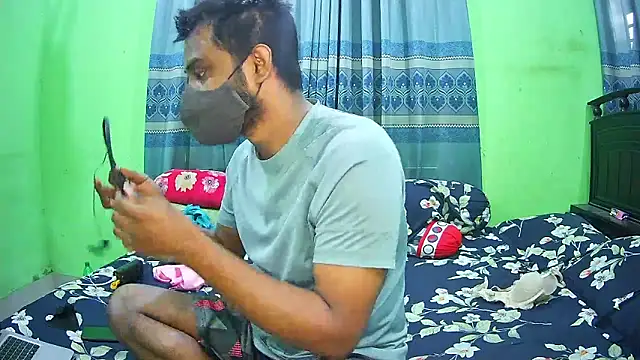 Snapshot of Hot_Nila chatting on November 20, 2:56 am Hot Nila online show from November 20, 2:56 am