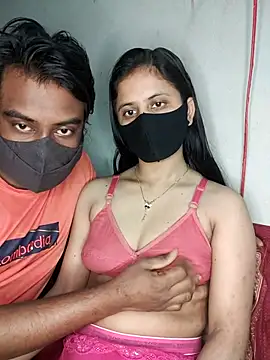 Hot Nila online show from March 3, 2:11 am