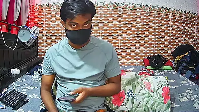 Hot Nila online show from May 13, 3:13 am