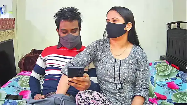 Snapshot of Hot_Nila chatting on January 8, 3:12 am Hot Nila online show from January 8, 3:12 am