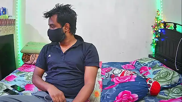 Snapshot of Hot_Nila chatting on February 25, 3:18 am Hot Nila online show from February 25, 3:18 am