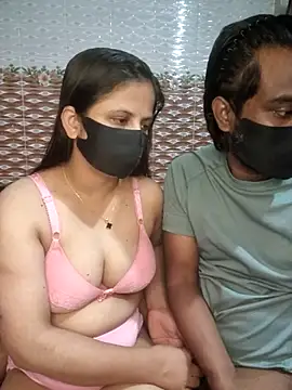 Snapshot of Hot_Nila chatting on June 29, 10:15 am Hot Nila online show from June 29, 10:15 am