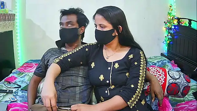 Snapshot of Hot_Nila chatting on February 27, 4:40 pm Hot Nila online show from February 27, 4:40 pm