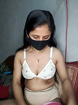 Hot Nila online show from March 4, 2:27 am