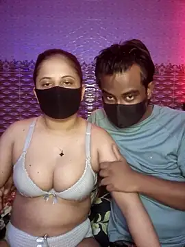 Hot Nila online show from May 21, 2:53 am