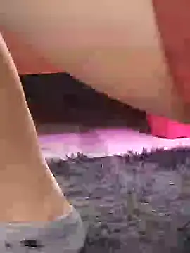 Snapshot of Hunhen23love chatting on January 31, 12:50 am Hunhen23love online show from January 31, 12:50 am