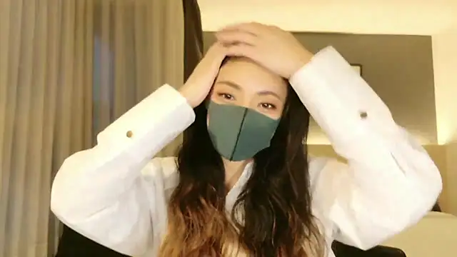 Mary-JP online show from December 2, 11:01 am