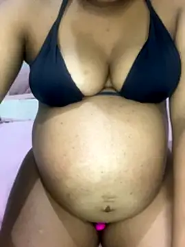 Mariaapimentinha online show from December 16, 12:04 am