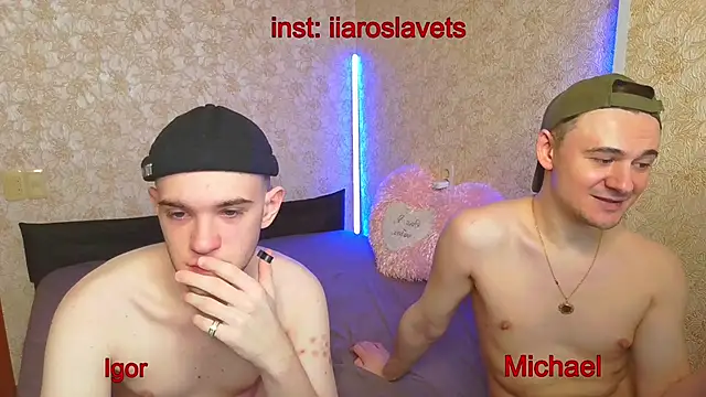 Snapshot of michael_sexdevil chatting on February 24, 1:53 pm michael sexdevil online show from February 24, 1:53 pm