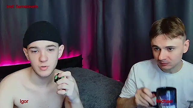 Snapshot of michael_sexdevil chatting on March 9, 1:26 pm michael sexdevil online show from March 9, 1:26 pm