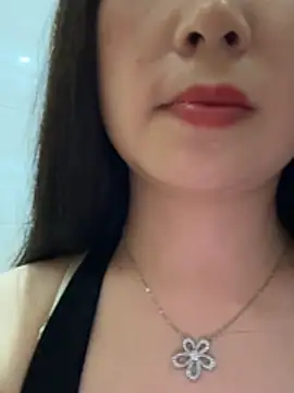 SSSniang- online show from May 4, 12:52 pm
