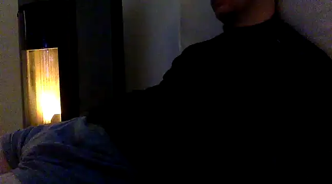 Snapshot of coquin5995 chatting on February 4, 7:07 am coquin5995 online show from February 4, 7:07 am
