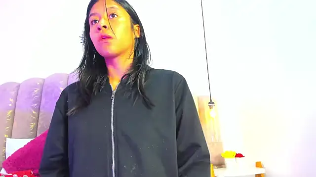 nayara macherano online show from December 2, 11:23 am