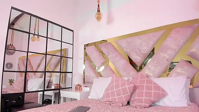 nayara macherano online show from November 22, 10:41 pm