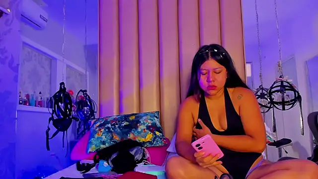 KonyBell online show from February 20, 1:02 pm