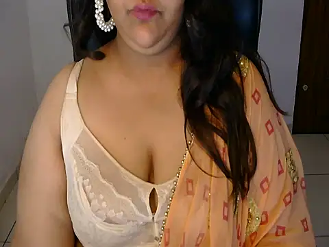 Jenny lovee online show from July 7, 6:55 pm