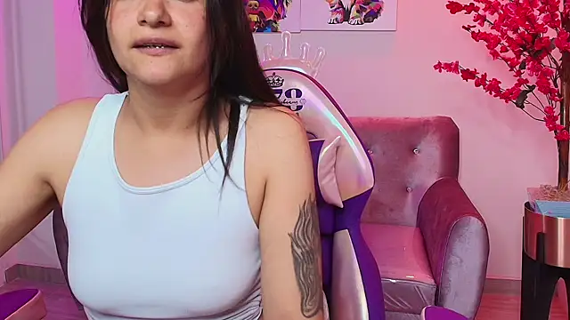 Snapshot of Arianna_sweeet chatting on March 4, 9:51 am Arianna sweeet online show from March 4, 9:51 am