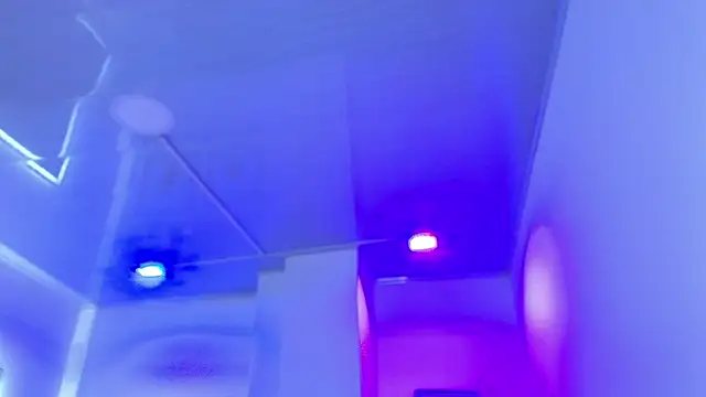 Arianna sweeet online show from April 9, 3:30 am