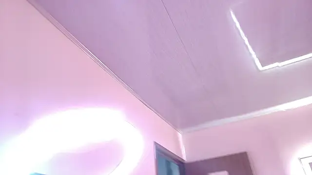 Arianna sweeet online show from June 2, 4:01 am