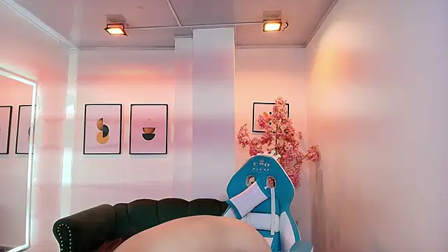 Arianna sweeet online show from April 24, 4:25 am