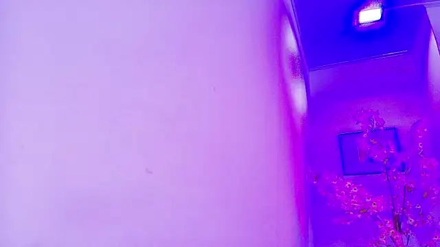 Arianna sweeet online show from May 17, 3:50 am