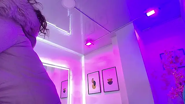 Arianna sweeet online show from May 14, 3:36 am