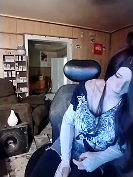 Rebeckalove online show from April 3, 2:12 pm