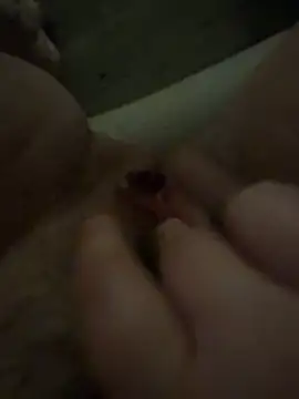 bigfatpussy28 online show from December 22, 12:44 am