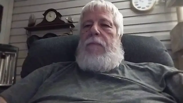 Snapshot of Futura_intx chatting on July 2, 2:56 am Futura intx online show from July 2, 2:56 am