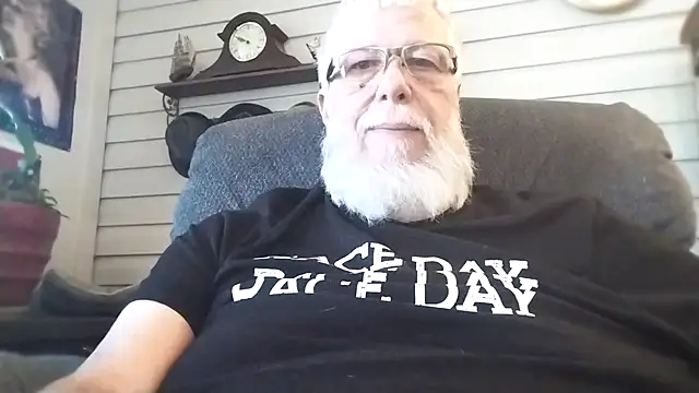 Futura intx online show from December 15, 3:51 pm