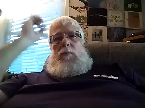 Futura intx online show from October 20, 2:06 pm