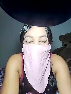 Snapshot of lucianamorales chatting on March 17, 8:09 pm lucianamorales online show from March 17, 8:09 pm