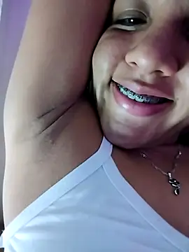 Snapshot of lucianamorales chatting on January 12, 8:04 am lucianamorales online show from January 12, 8:04 am