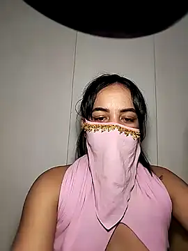 Snapshot of lucianamorales chatting on February 1, 4:03 am lucianamorales online show from February 1, 4:03 am