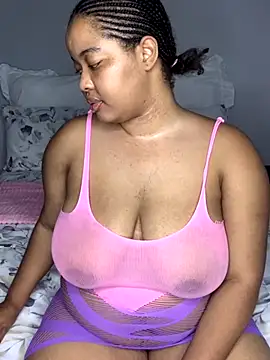 sexytinashe21 online show from November 28, 7:03 pm