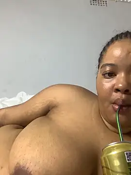 sexytinashe21 online show from October 25, 7:25 pm