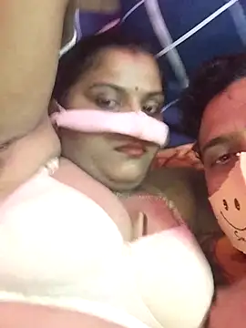 Snapshot of nikitacute23 chatting on March 13, 6:01 pm nikitacute23 online show from March 13, 6:01 pm