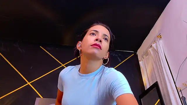 amabel zambrano online show from May 26, 11:19 am