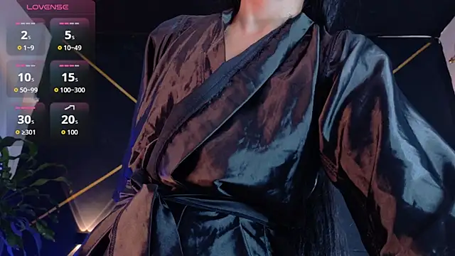 amabel zambrano online show from November 9, 1:37 pm