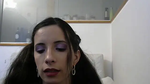 Snapshot of amabel_zambrano chatting on January 30, 8:43 am amabel zambrano online show from January 30, 8:43 am